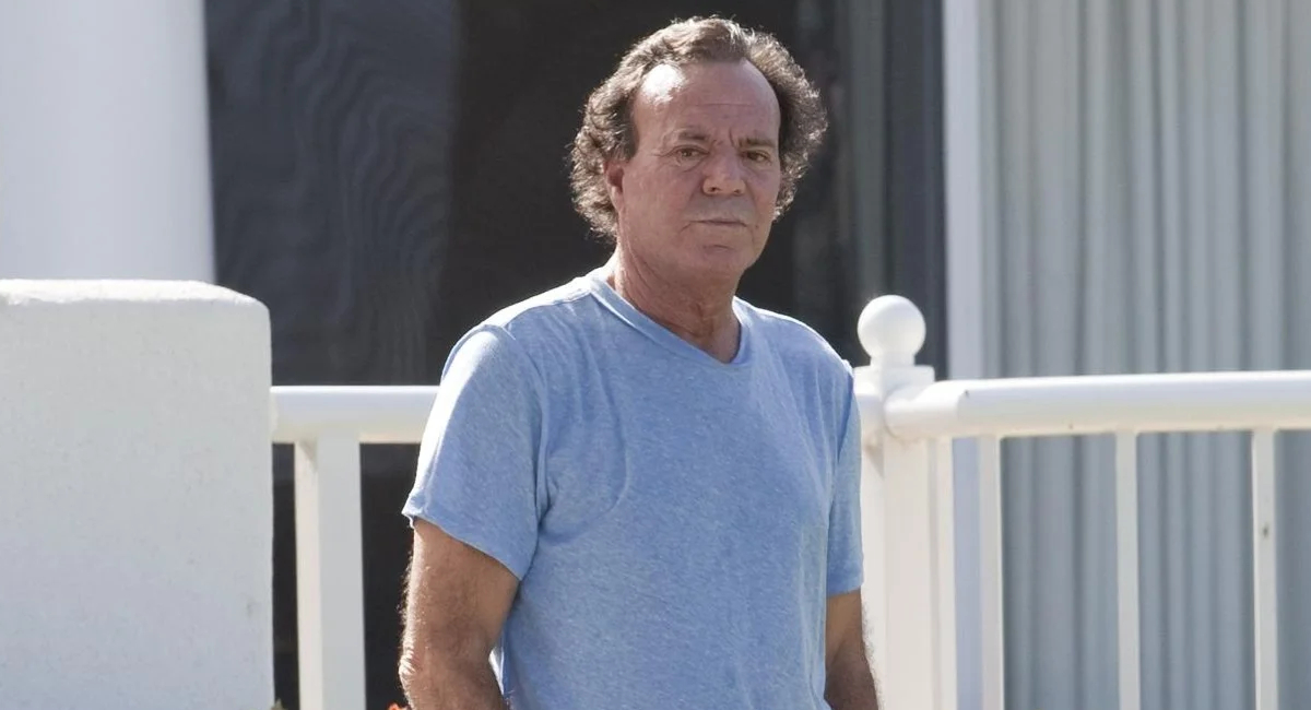Fiscalía española avala revisar denuncias contra Julio Iglesias por presunta agresión sexual a empleadas