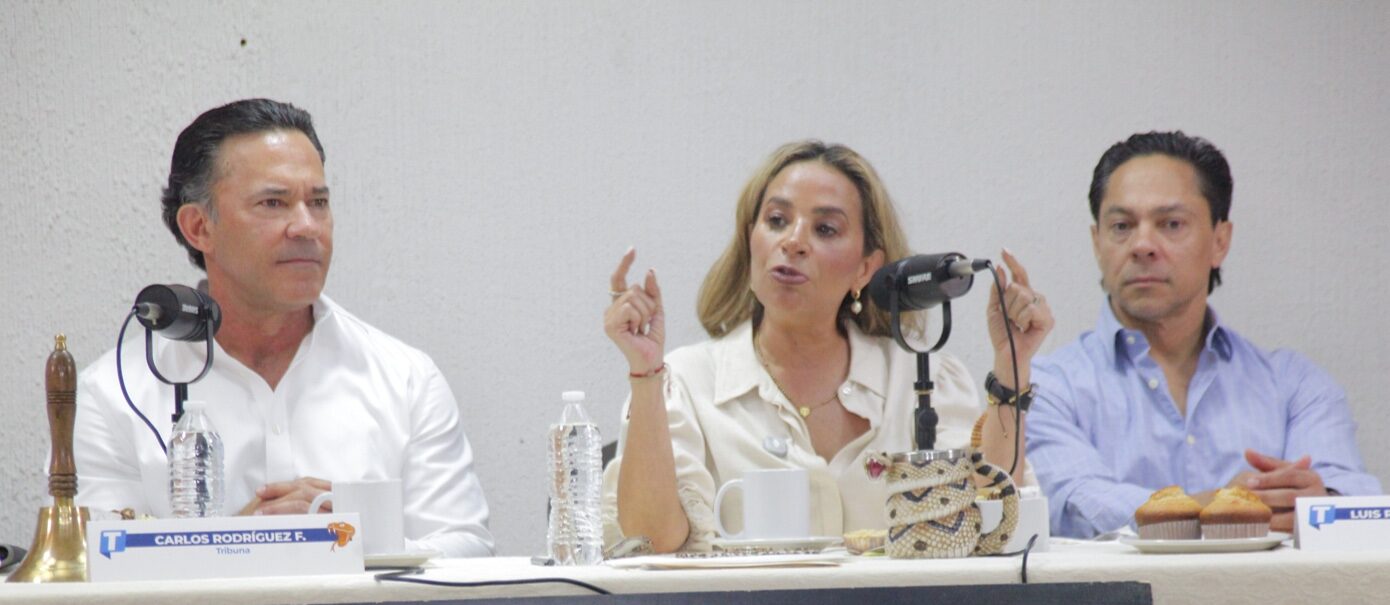Flor Ayala Robles Linares confía en una alianza política para la presidencia municipal de Hermosillo