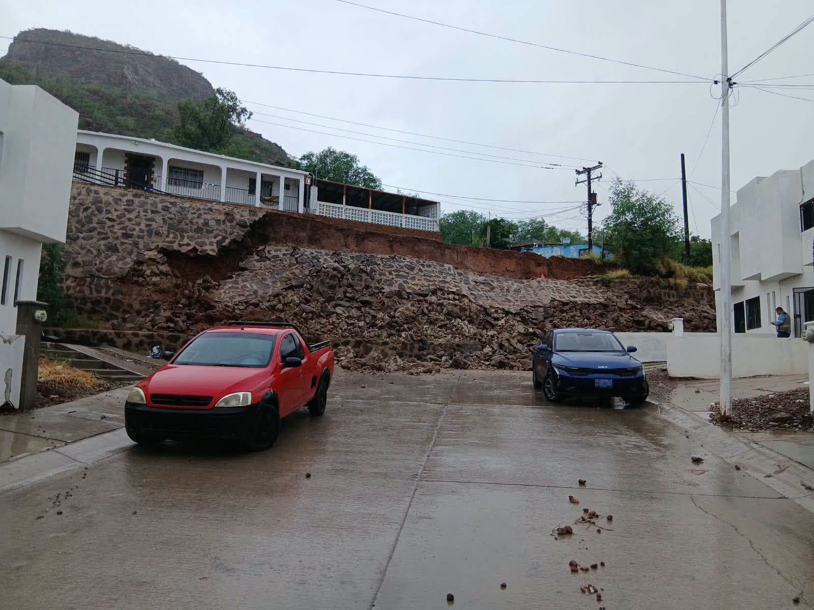 Fuertes lluvias en Guaymas y Empalme dejan un muerto y graves daños