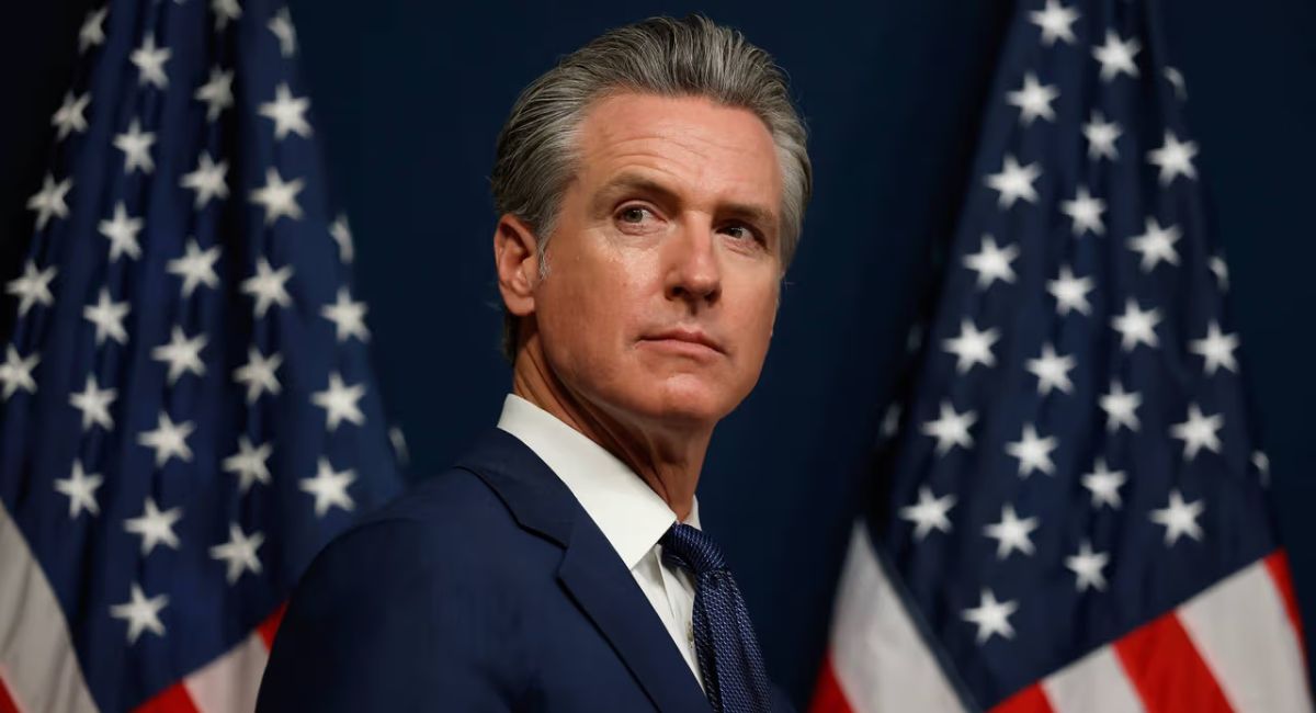 Newsom desafía a Trump con la Enmienda 25v