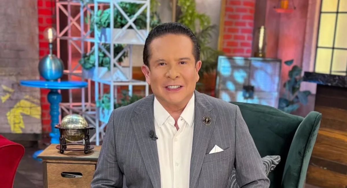Gustavo Adolfo Infante ofrece disculpa pública tras difundir la falsa noticia de que César Bono perdió un ojo