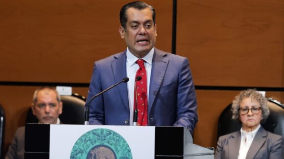 Sergio Gutiérrez Luna rechaza acusaciones de presuntos diezmos en el OIC del INE y pide investigar