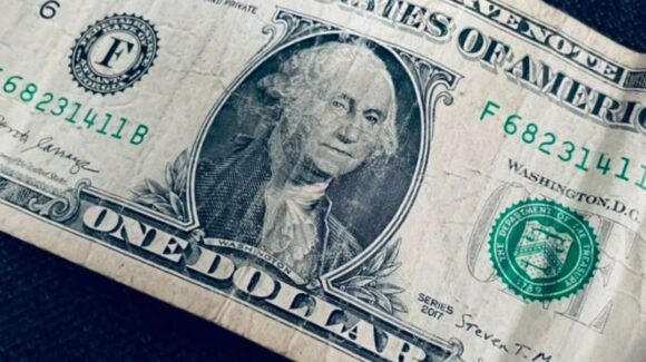 ¿Cuál es el precio del DÓLAR HOY sábado 17 de octubre del 2026? Así amaneció el tipo de cambio