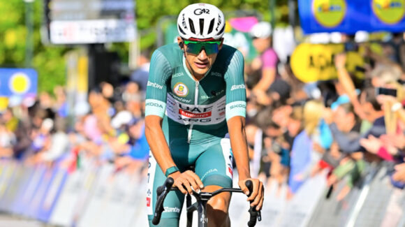 Pone a México en lo alto; Isaac del Toro es nominado al Velo d’Or tras su histórica temporada 2026