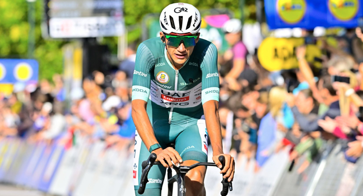 Isaac del Toro fue nominado al Velo d'Or tras su histórica temporada 2026 con el UAE Team Emirates