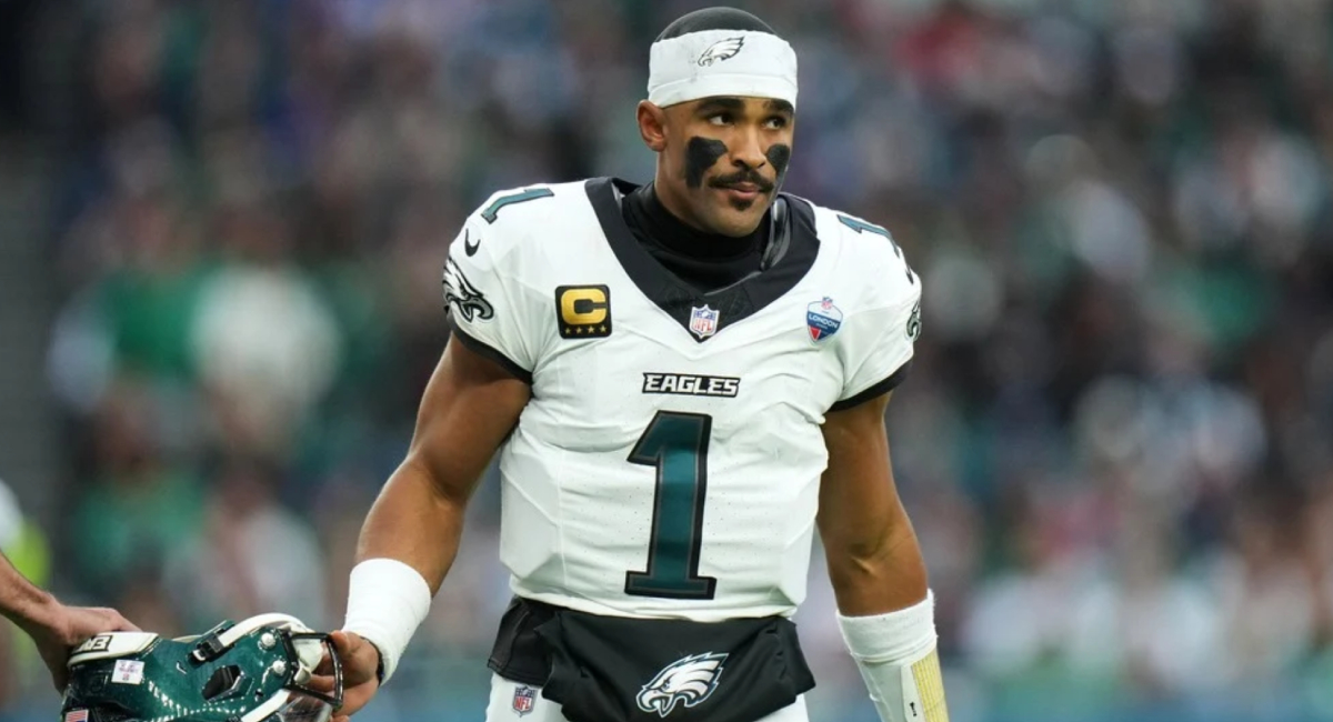 Jalen Hurts queda fuera de la NFL por orden médica ante grave diagnostico y los Philadelphia Eagles se quedan sin su quarterback estrella