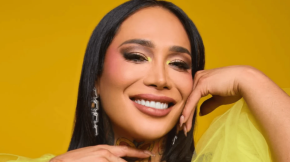Karina Torres preocupa por su salud: Reaparece absceso relacionado con biopolímeros