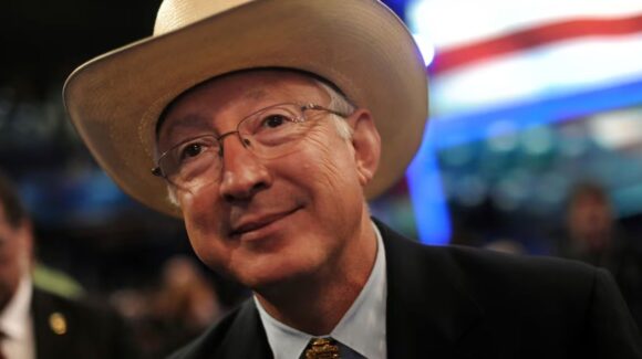 Ken Salazar propone alianza en Norteamérica pese a tensiones de Trump
