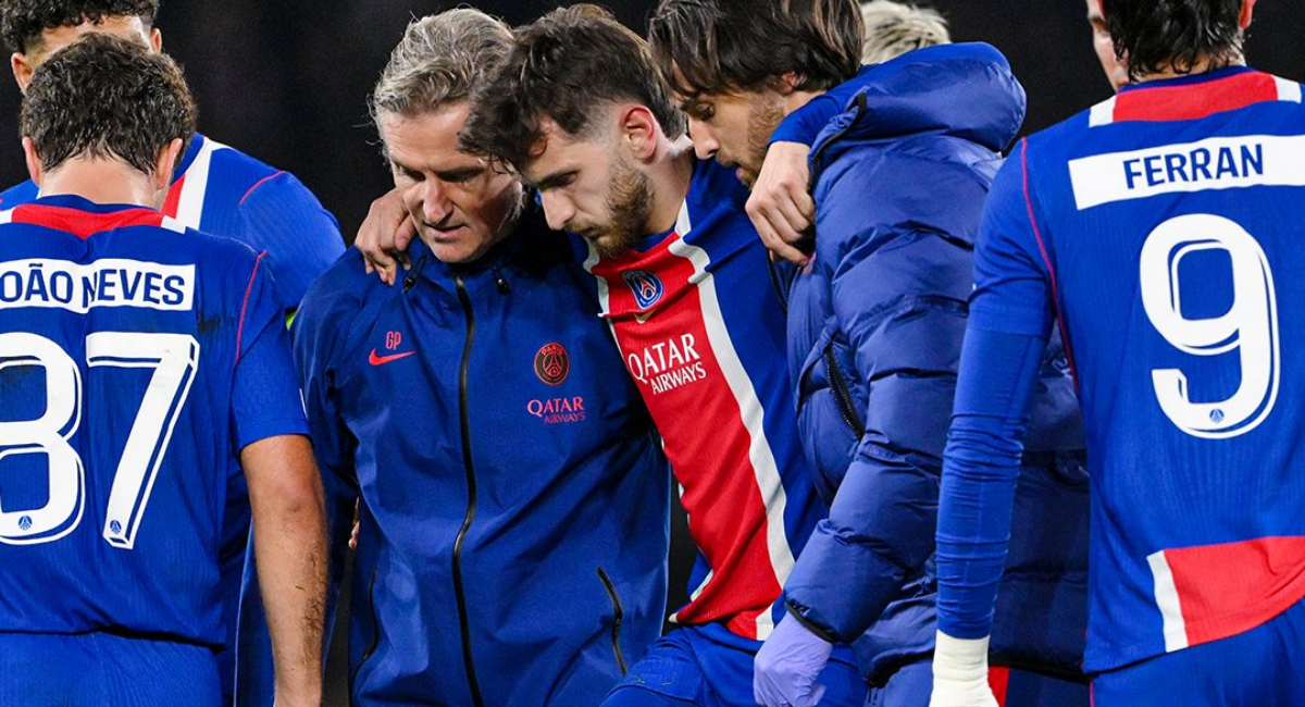Khvicha Kvaratskhelia sufrió una rotura de ligamento cruzado anterior en la Champions League y apunta a ser baja por el resto de temporada