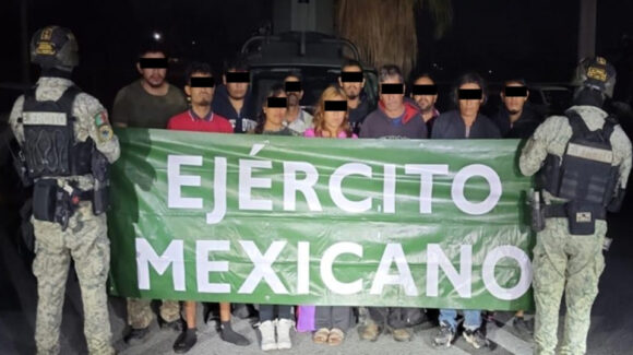 Liberan a 11 personas privadas de la libertad en Nuevo Laredo; hallaron 101 celulares en el sitio