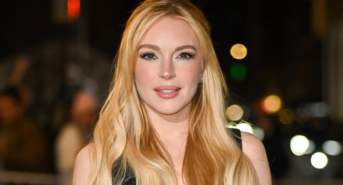 Lindsay Lohan revive la icónica escena del 3 de octubre de Chicas pesada a 22 años del estreno