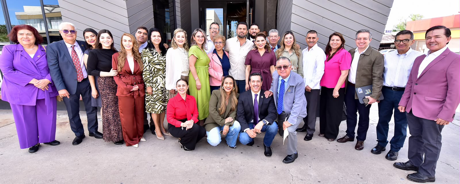 Lorenia Valles se reúne con diputadas y diputados locales de Sonora para fortalecer la transformación