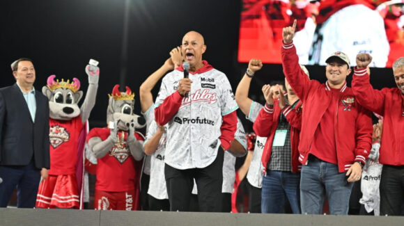 El histórico Lorenzo Bundy deja de ser mánager de Diablos Rojos del México; se convertirá en asesor deportivo