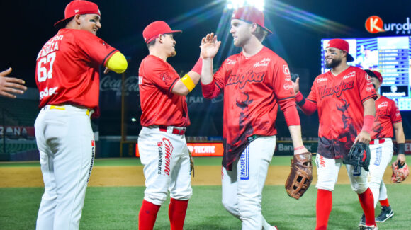 Pitcheo de Mayos blanquea a los Jaguares y Navojoa se queda con la serie ante Nayarit