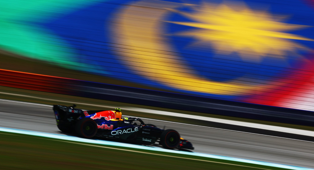 Max Verstappen y Charles Leclerc dominaron las primeras prácticas del atípico Gran Premio de Bahréin en Malasia 2026