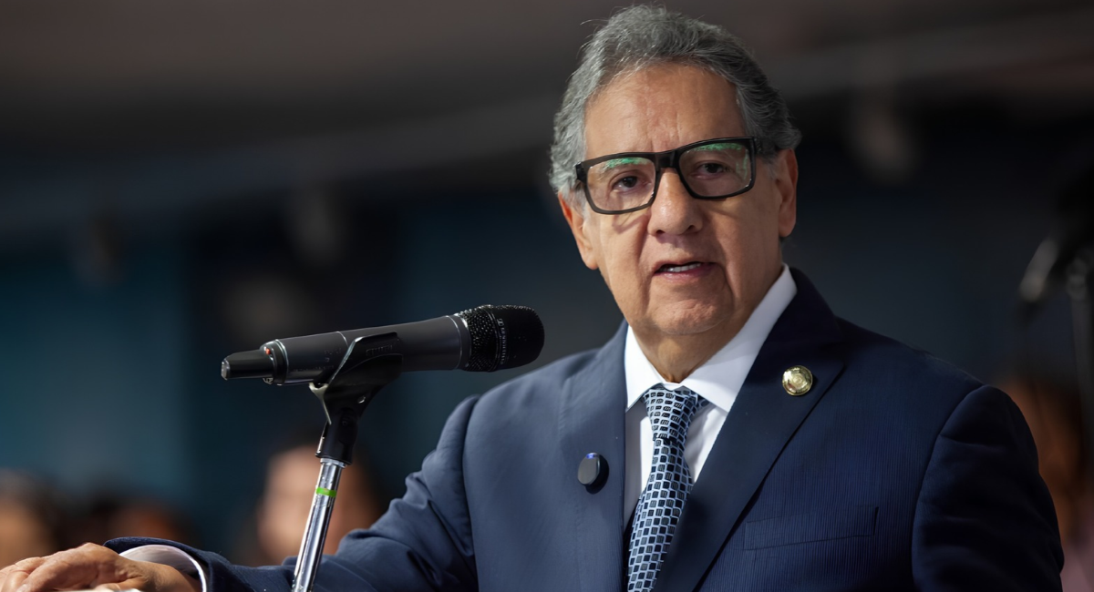 México requiere una intervención radical para eliminar la corrupción: Higinio Martínez