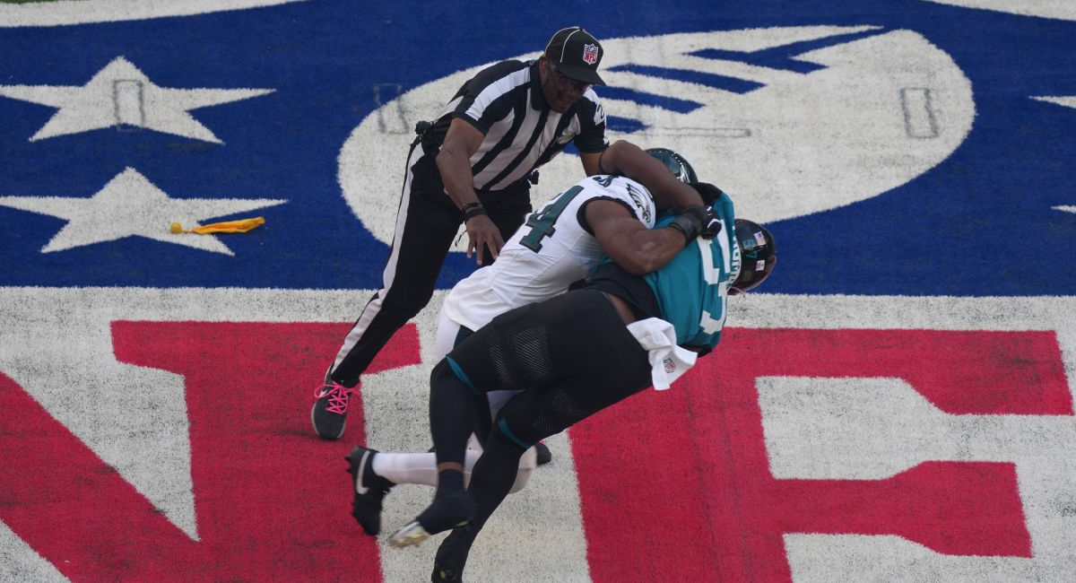 NFL expulsa a Jeremiah Trotter Jr y Bryan Thomas Jr tras pelea a golpes en partido Eagles vs Jaguars