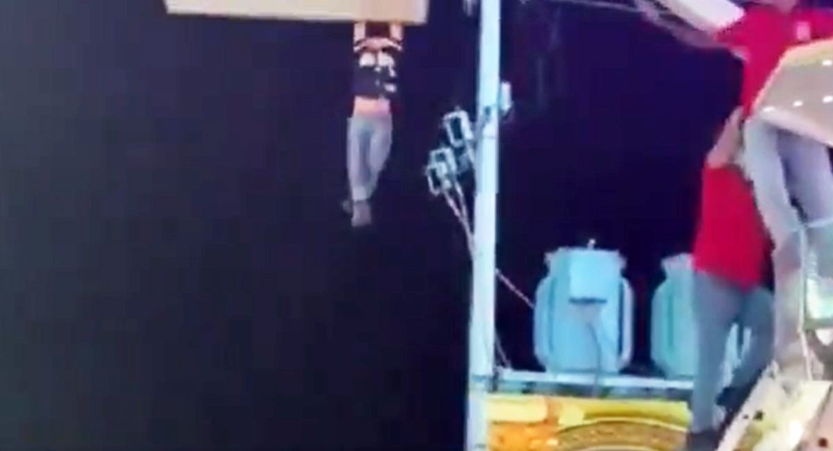 VIDEO: Niño queda suspendido en la Rueda de la Fortuna de la Feria de Torreón; así fue su rescate