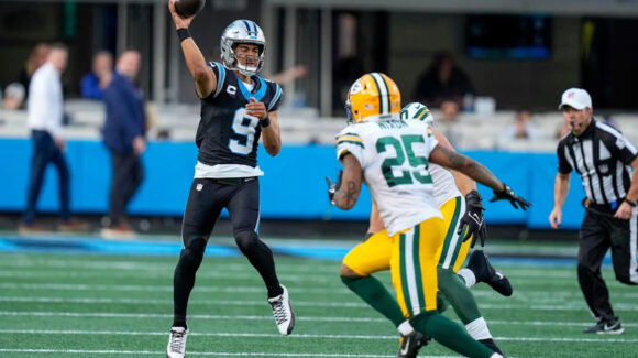 NFL: Packers y Panthers se enfrentan en duelo de desesperados en el arranque de la Semana 8