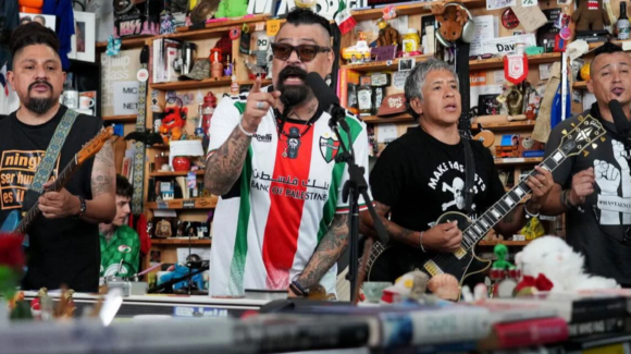 Panteón Rococó llega al Tiny Desk con ska, funk y mensajes por los migrantes