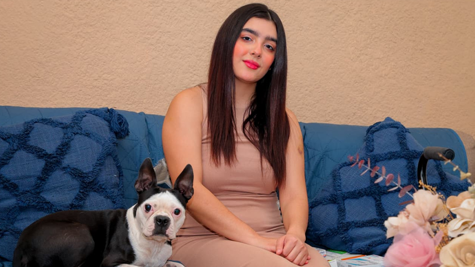 Piden a sonorenses sumarse a colecta para salvar la vida de Adriana Galaz en Hermosillo; requiere cirugía urgente