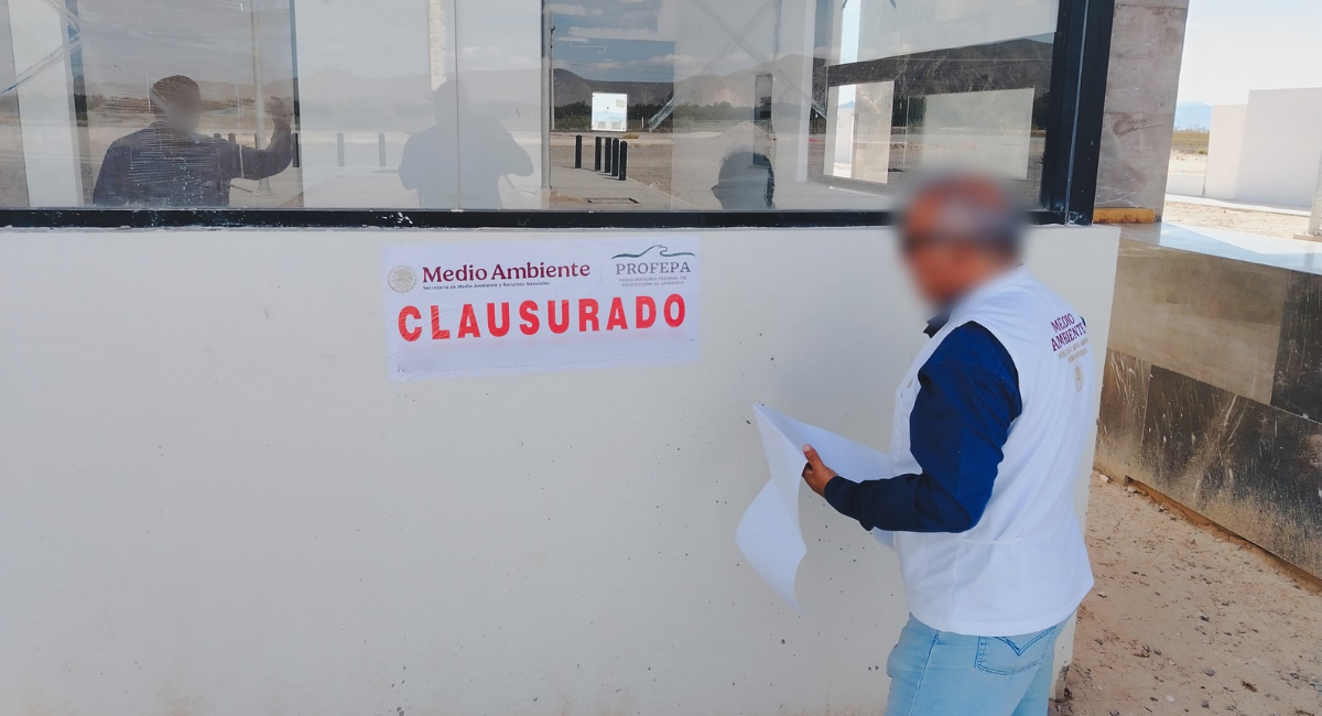 Profepa clausura lagunas de lixiviados en Xalapa por contaminación de suelo y río