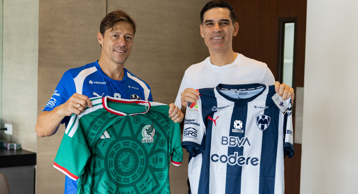 Rafael Márquez y varios integrantes de la Selección Mexicana visitaron El Barrial, instalaciones de Rayados de Monterrey