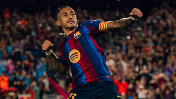 Raphinha no logró recuperarse a tiempo; el brasileño es baja del Barcelona para LaLiga y Champions League