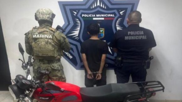 Recuperan motocicleta robada y detienen a adolescente de 15 años en Cajeme