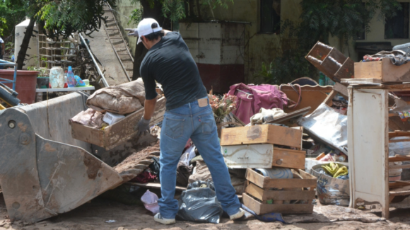 Retiran más de 230 toneladas de cacharros en comunidades afectadas en Navojoa