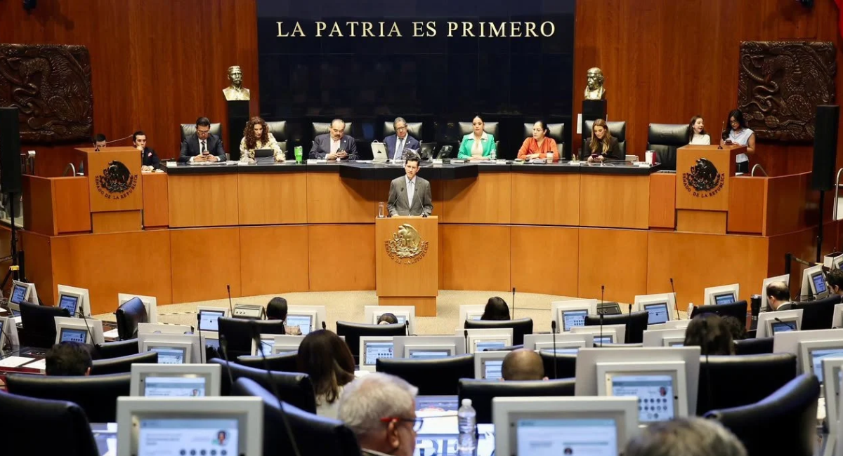 Roberto Velasco comparece ante el Senado; destaca avances con EU y defiende soberanía