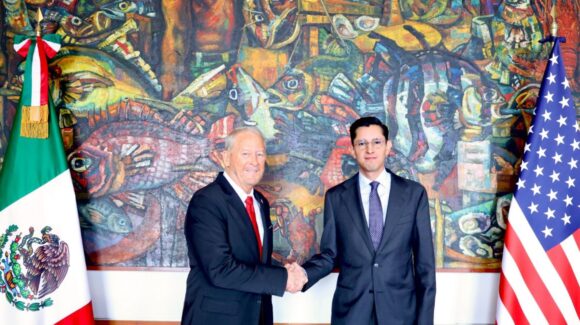 Roberto Velasco se reúne con embajador de Estados Unidos para seguimiento de la agenda bilateral