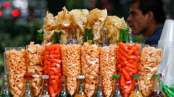 SCJN avala la prohibición de comida chatarra en todas las escuelas y universidades