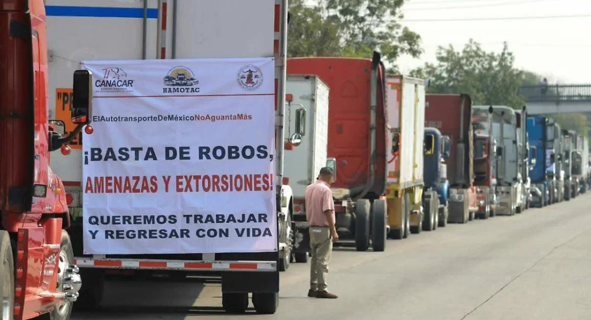 Segob y Canacar pactan retirar bloqueos y abrir mesas de diálogo para atender demandas