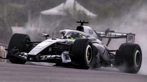 Sergio Pérez ‘culpa’ a Valtteri Bottas de su último lugar en el GP de Bahréin: “Arruinó nuestra carrera”