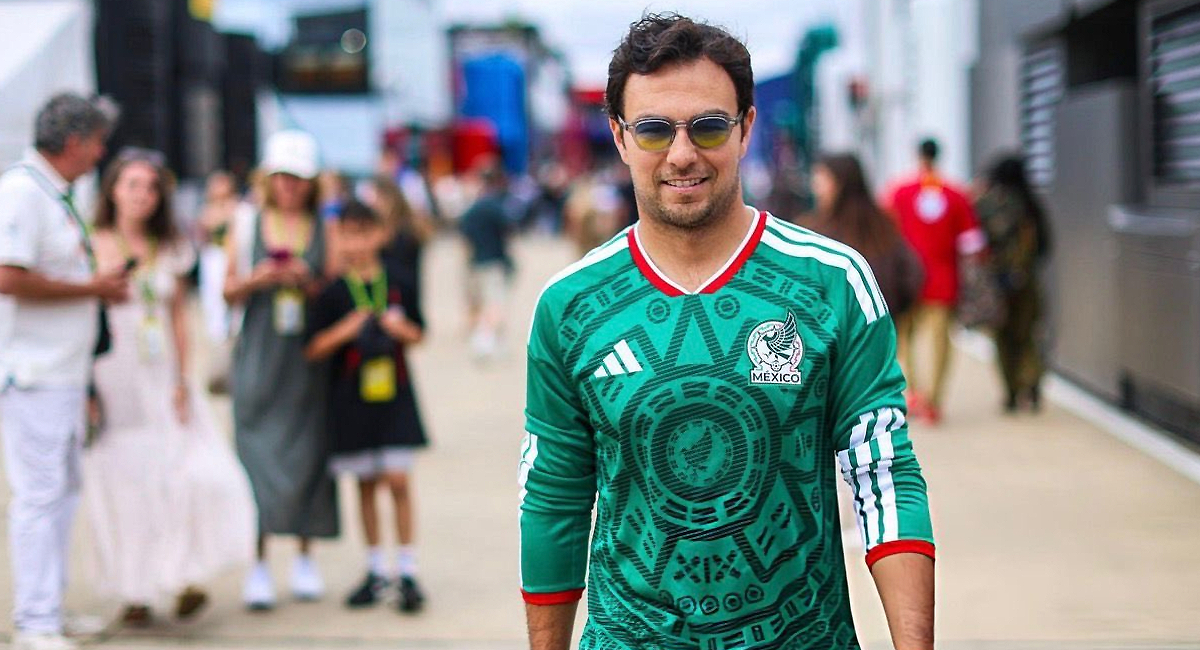 Sergio Pérez protagonizó un partido de futbol junto a varias celebridades previo al Gran Premio de la Ciudad de México