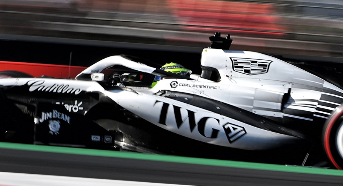 Sergio Pérez sufrió por la falta de ritmo de Cadillac en Malasia, por lo que arrancará último en el Gran Premio de Bahréin