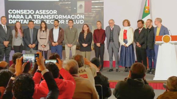 Gobierno de Sheinbaum crea consejo de expertos en IA para evitar desabasto de medicinas en el sector salud