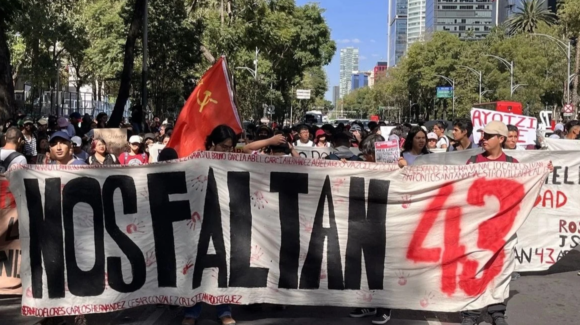 Sheinbaum rechaza crear una nueva verdad histórica sobre el caso Ayotzinapa