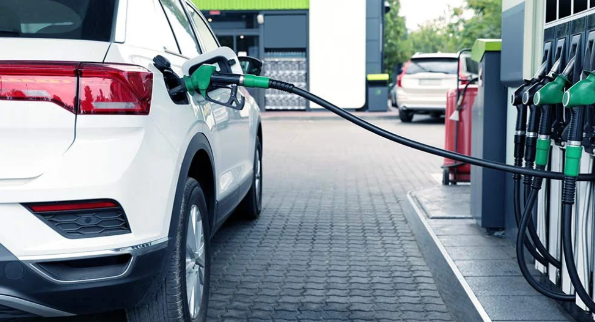 "Sin subsidios, la gasolina rebasaría los 30 y 35 pesos": Sheinbaum defiende apoyo a combustibles