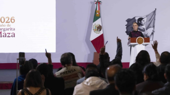 “Sin subsidios, la gasolina rebasaría los 30 y 35 pesos”: Sheinbaum defiende apoyo a combustibles