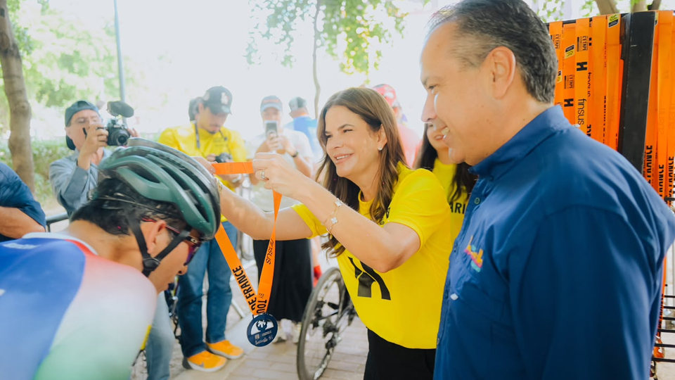 'Toño' Astiazarán corona a Priscila García y Enrique Esquerra en L’Étape by Tour de France 2026 en Hermosillo