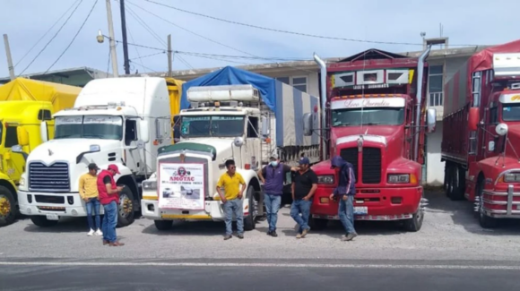 Transportistas de Sinaloa se unen al paro nacional para exigir mayor seguridad y tarifas justas