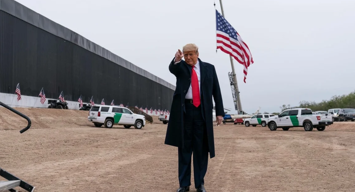 Trump presume respaldo de latinos y mexicanos a pesar de la caída en su aprobación migratoria