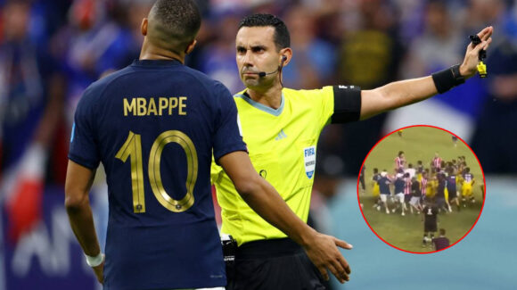 César Ramos, árbitro del Mundial 2026, queda atrapado en una batalla campal durante el ‘Clásico de la Talacha’