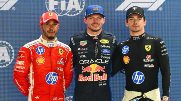 Max Verstappen logra su pole 50 en la F1; supera a Leclerc y saldrá primero en el GP de Singapur