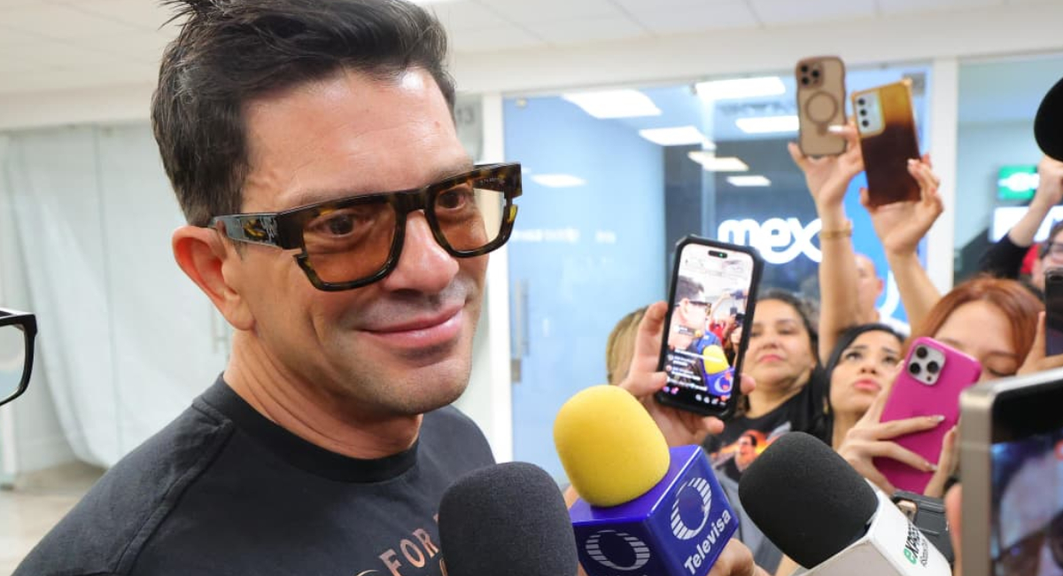 Yahir llega a Hermosillo y lo reciben como ganador en aeropuerto tras salir de La Casa de los Famosos México