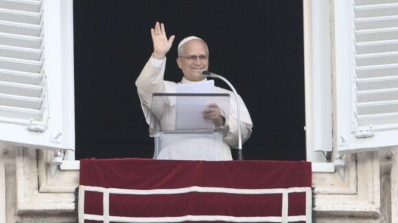 Papa León XIV reaparece en el Vaticano tras cirugía por cáncer de pulmón: Esto dijo sobre su recuperación