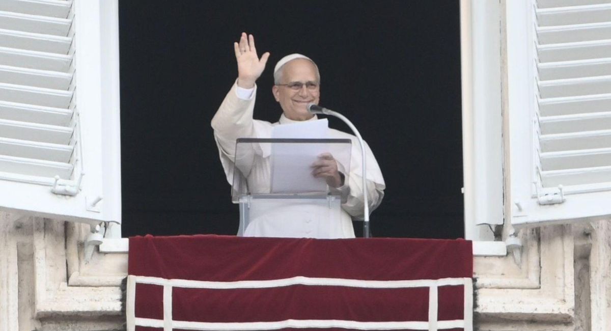 Papa León XIV reaparece en el Vaticano tras cirugía por cáncer de pulmón