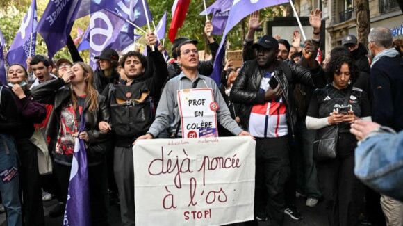 Protestas en Francia dejan incendios, saqueos y daños en edificios públicos